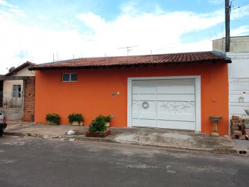 Alugar Casa / Padrão em Bauru. apenas R$ 1.300,00