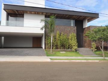 Alugar Casa / Condomínio em Bauru. apenas R$ 5.300.000,00
