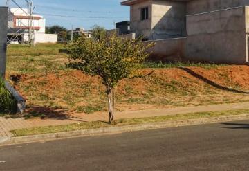 Alugar Terreno / Condomínio em Bauru. apenas R$ 360.000,00