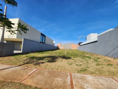 Terrenos, Lotes e Condomínios à venda em Jardim Brasil, São Paulo