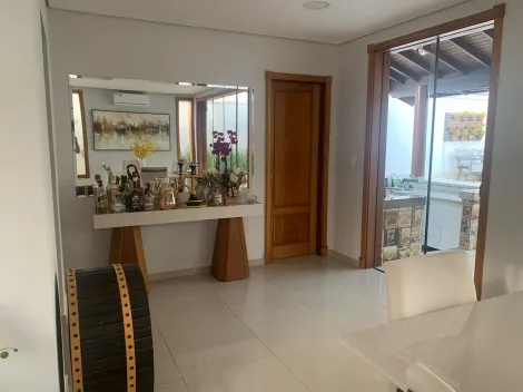 Alugar Casa / Condomínio em Bauru. apenas R$ 1.700.000,00