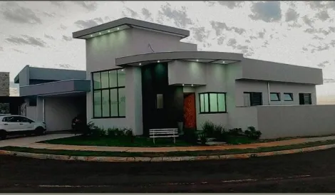 Alugar Casa / Condomínio em Piratininga. apenas R$ 1.300.000,00