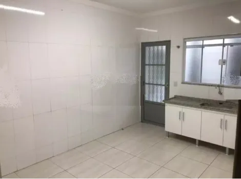 Casa com 3 quartos sendo 1 suíte, sala, 2 vagas no Jardim Terra Branca em Bauru SP