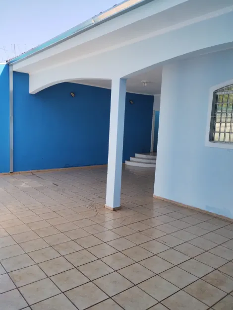 Casa 3 quartos, com 1 suíte, edícula com churrasqueira, escritório, garagem ampla na Vila Independência em Bauru SP