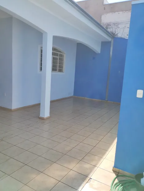 Casa 3 quartos, com 1 suíte, edícula com churrasqueira, escritório, garagem ampla na Vila Independência em Bauru SP