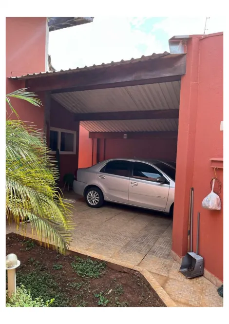 Casa com 3 quartos, com 1 suíte, área Gourmet e garagem para 2 carros no Jardim Jussara em Bauru SP