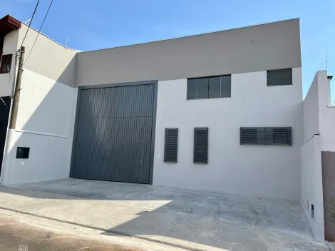 Barracão com 500m² de Area construída para locação