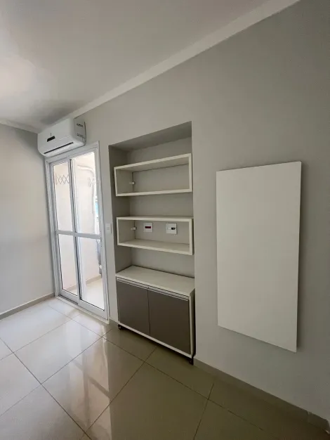 Lindo Apartamento no Caires disponivel pra venda.